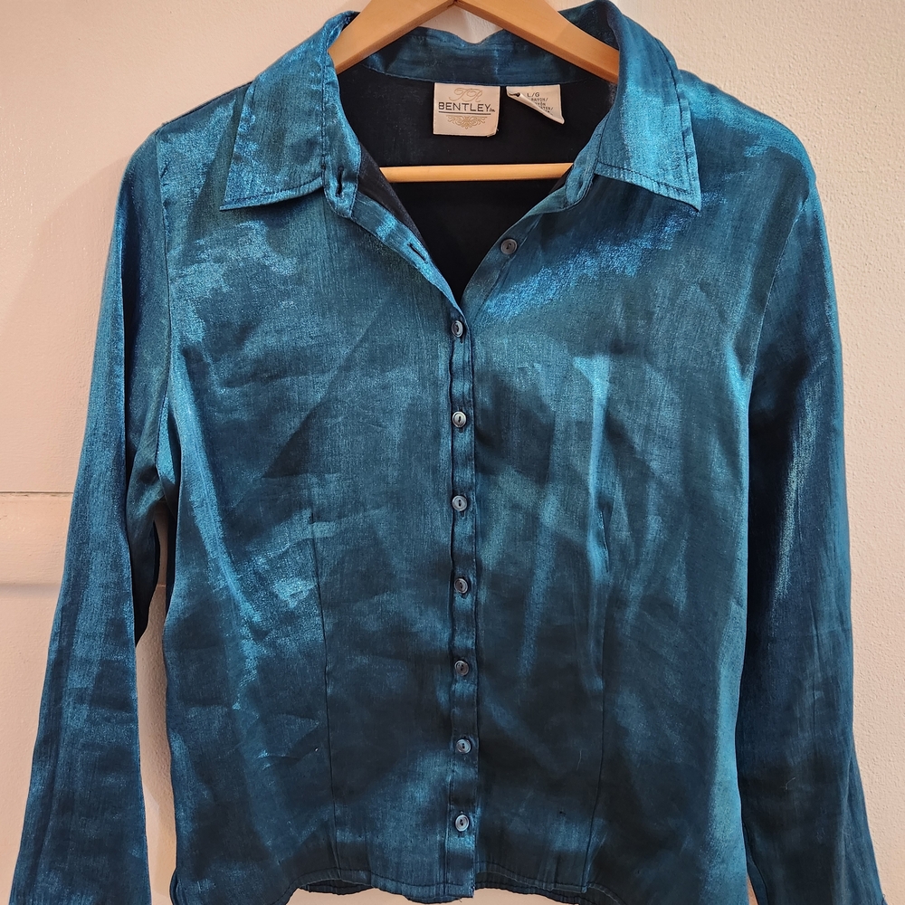 Women's Blue Button-Up Top